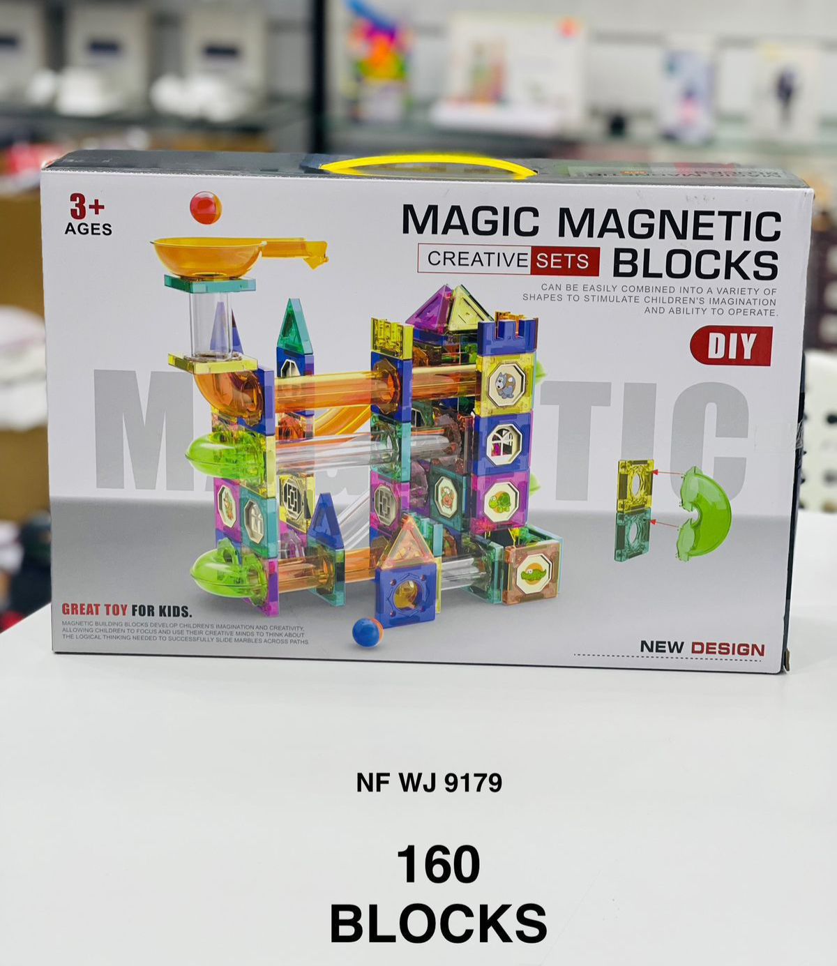 Magic Magnetic Blocks DIY Creative Set, containing 160 pieces.