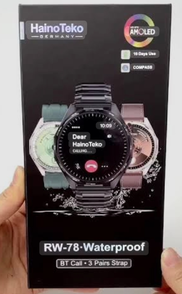 HainoTeko RW-78 smartwatch that comes with three pairs of straps